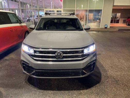2021 Volkswagen Atlas Cross Sport 3.6L V6 SE w/Technology R-Line