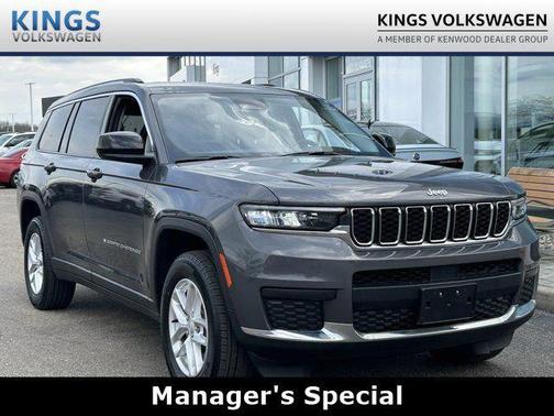 Baltic Gray Metallic Clearcoat 2023 Jeep Grand Cherokee L Laredo