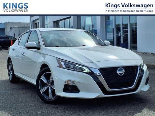 2022 Nissan Altima 2.5 SL