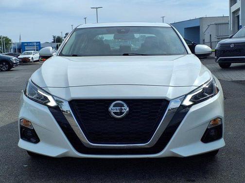 2022 Nissan Altima 2.5 SL