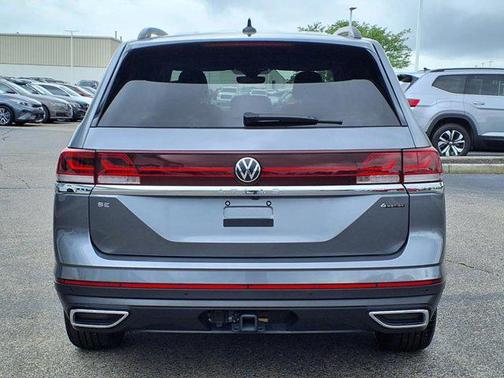 2024 Volkswagen Atlas 2.0T SE w/Technology 4MOTION