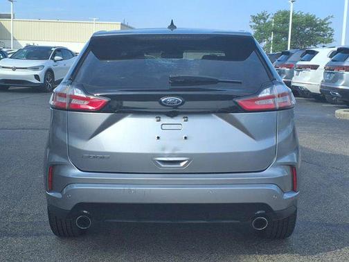 2020 Ford Edge ST