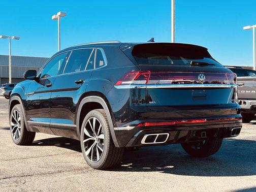 2026 Volkswagen Atlas Cross Sport 2.0T SEL Premium
