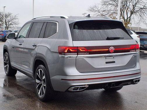 2025 Volkswagen Atlas 2.0T SEL Premium R-Line 4MOTION