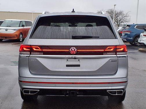 2025 Volkswagen Atlas 2.0T SEL Premium R-Line 4MOTION