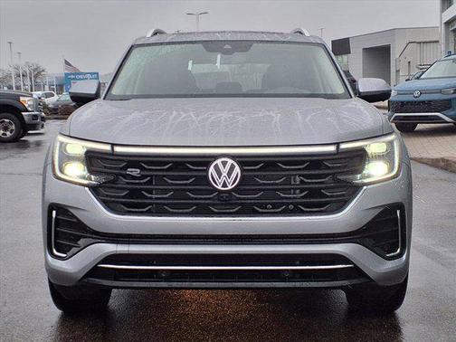 2025 Volkswagen Atlas 2.0T SEL Premium R-Line 4MOTION