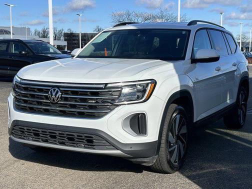 2024 Volkswagen Atlas 2.0T SE w/Technology 4MOTION
