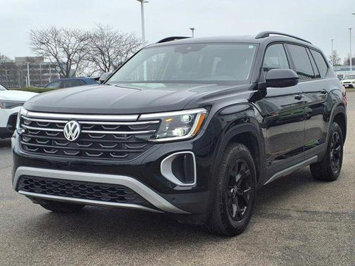 2024 Volkswagen Atlas 2.0T SE w/Technology 4MOTION