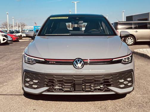 2025 Volkswagen Golf GTI 2.0T S DSG
