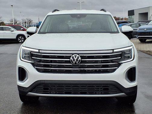 2026 Volkswagen Atlas 2.0T SE w/Technology 4MOTION