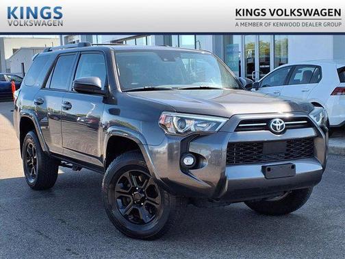 2022 Toyota 4Runner SR5