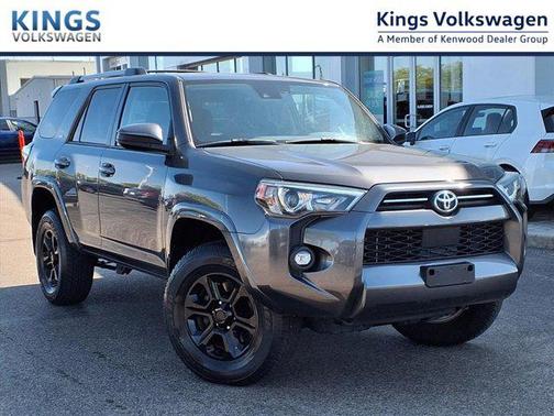 2022 Toyota 4Runner SR5