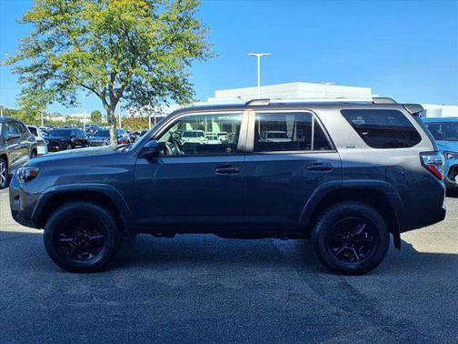2022 Toyota 4Runner SR5