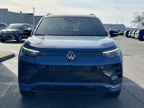 2026 Volkswagen Tiguan 2.0T SE R-Line Black 4MOTION