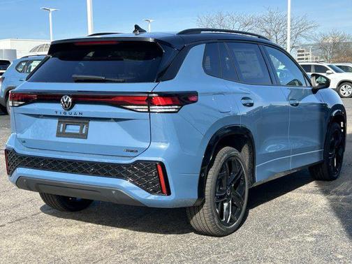 2026 Volkswagen Tiguan 2.0T SE R-Line Black 4MOTION