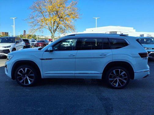 2026 Volkswagen Atlas 2.0T SEL Premium R-Line 4MOTION