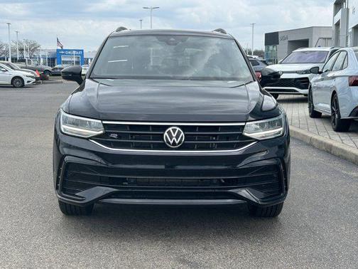2022 Volkswagen Tiguan 2.0T SE R-Line Black 4MOTION