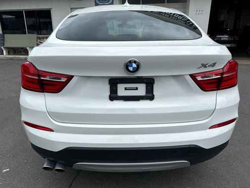 2018 BMW X4 xDrive28i