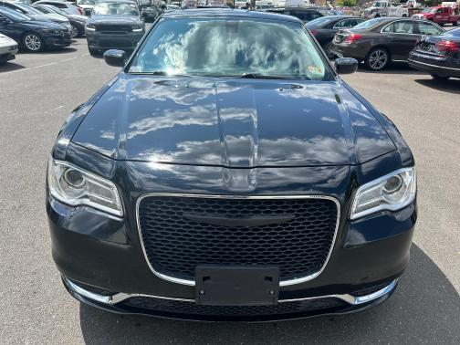 2015 Chrysler 300 Limited