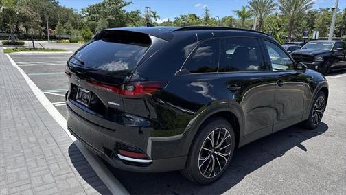 2025 Mazda CX-70 PHEV Premium Plus Package