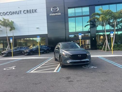 2022 Mazda CX-5 Carbon Edition