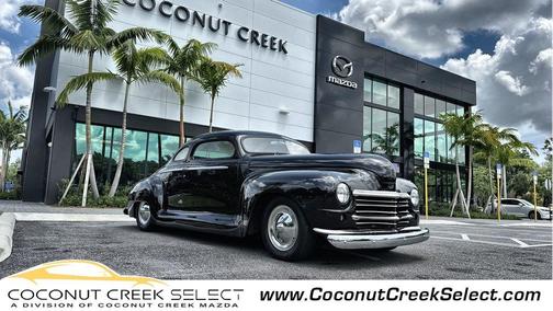 Black 2022 Chrysler Voyager LX