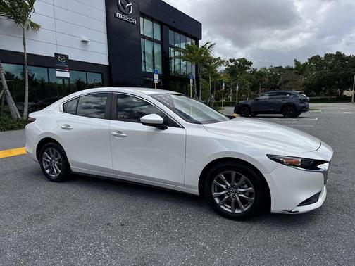 Snowflake White Pearl 2020 Mazda Mazda3 FWD