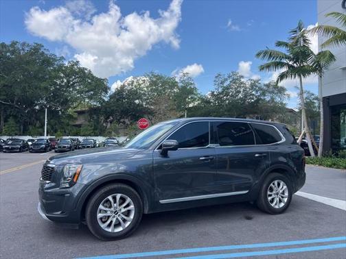 2022 Kia Telluride LX