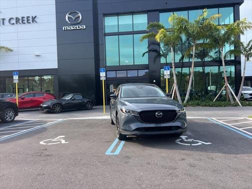 2022 Mazda CX-5 Carbon Edition