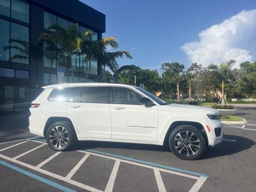 2021 Jeep Grand Cherokee L Overland