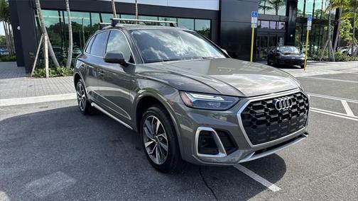 2023 Audi Q5 45 S line Premium Plus