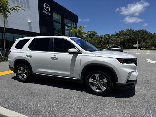 Platinum White Pearl 2024 Honda Pilot EX-L