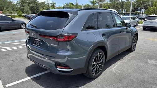 2025 Mazda CX-70 PHEV Premium Package