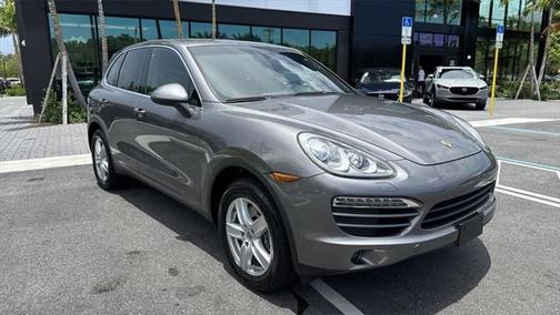 2014 Porsche Cayenne Platinum Edition