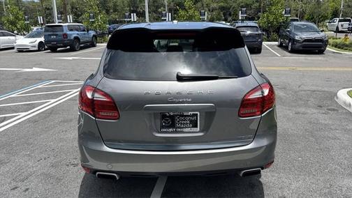 2014 Porsche Cayenne Platinum Edition
