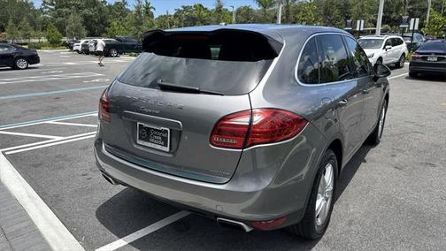 2014 Porsche Cayenne Platinum Edition