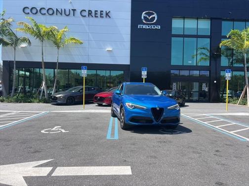 2018 Alfa Romeo Stelvio Sport