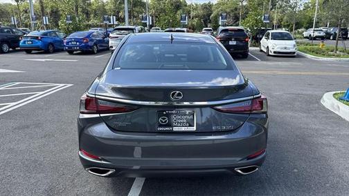 2023 Lexus ES 350 Base
