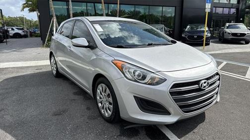 2017 Hyundai Elantra GT Base