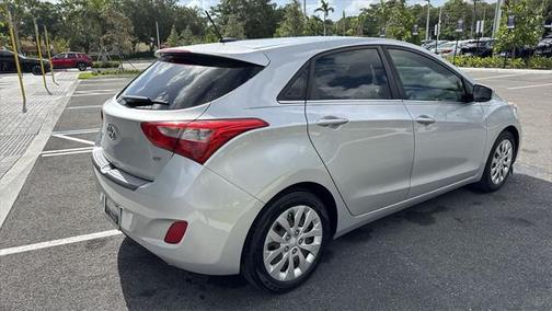 2017 Hyundai Elantra GT Base
