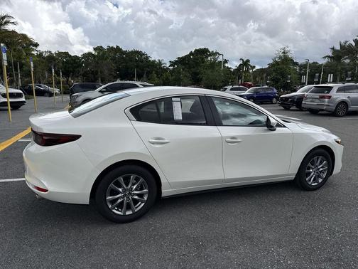 Snowflake White Pearl 2026 Mazda Mazda3 2.5 S