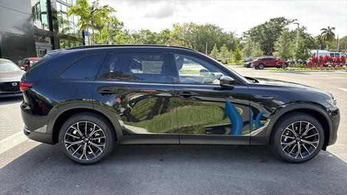 2025 Mazda CX-70 PHEV Premium Plus Package