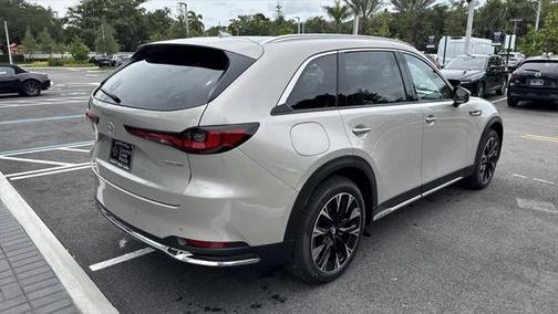 2025 Mazda CX-90 PHEV Premium Plus
