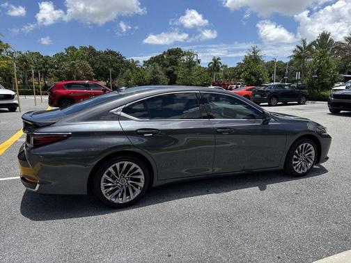 Gray 2024 Lexus ES 300h Ultra Luxury