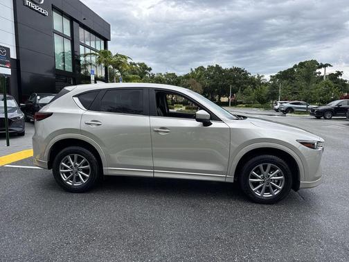 Platinum 2025 Mazda CX-5 2.5 S Select Package
