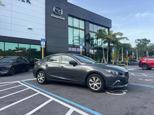 2015 Mazda Mazda3 i Sport
