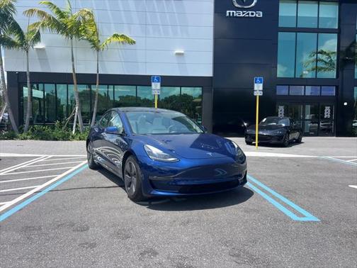 2022 Tesla Model 3 Standard Range