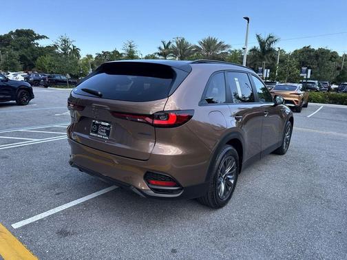 Melting Copper Metallic 2026 Mazda CX-70 SCP