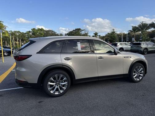 Platinum Quartz Metallic 2026 Mazda CX-90 Preferred