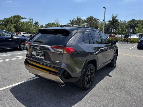 2025 Toyota RAV4 Hybrid XSE